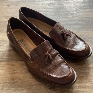 Ettiene Aigner leather shoes. Size 7